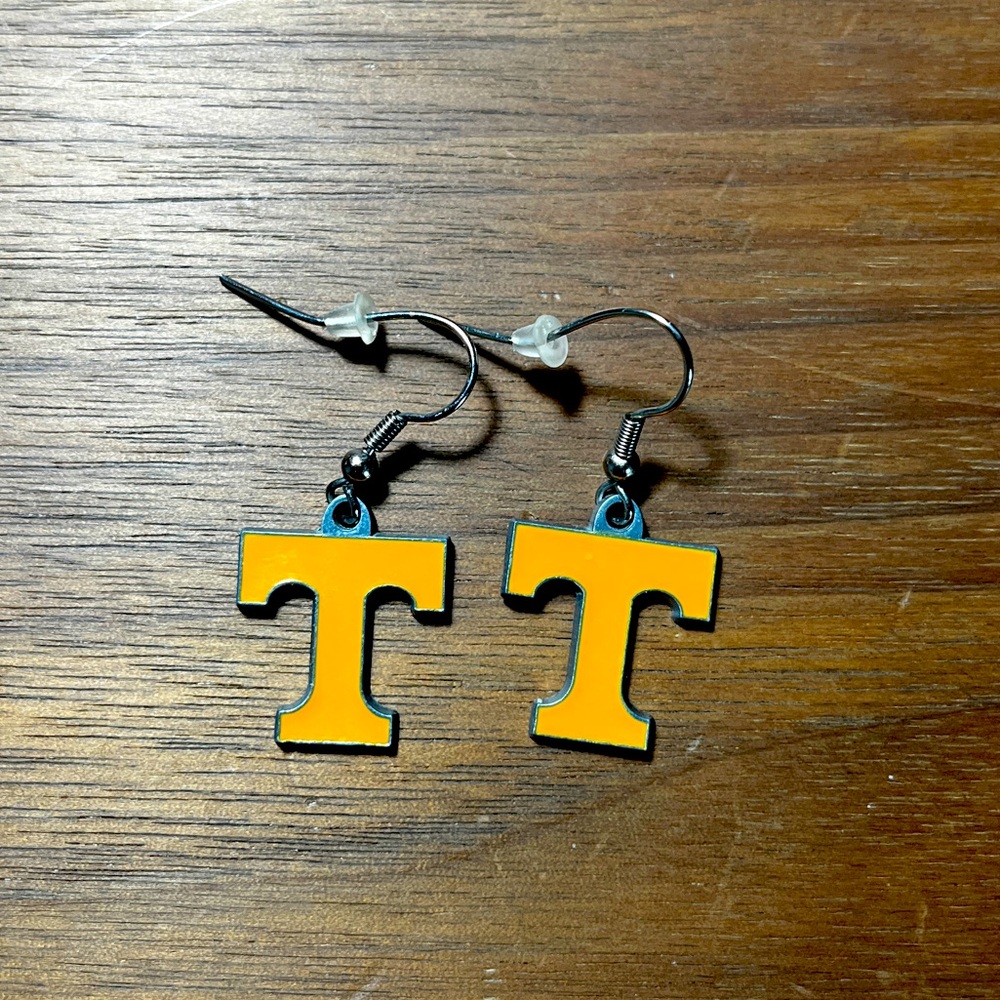 Tennessee Volunteers Power T Dangle Earrings